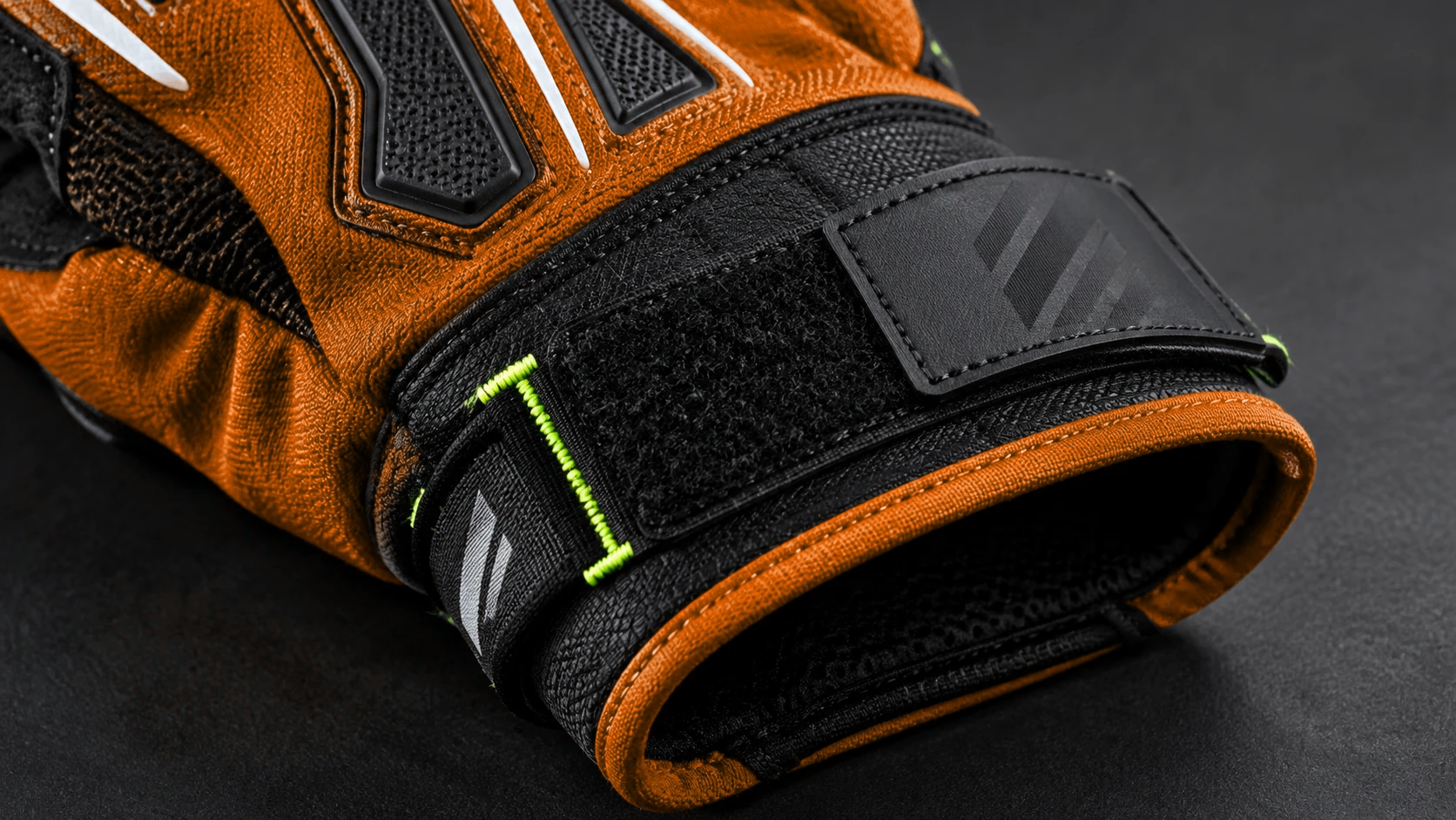 Wrist closure & labels for Custom Sports Gloves
